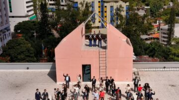 Taiwán realiza la izada de la Bandera Nacional para su 112 aniversario y recibir el 2023