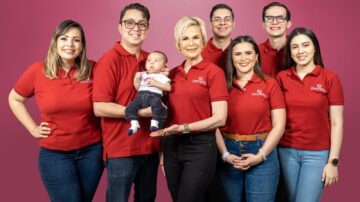 ComunicArte: Empresa de Relaciones Públicas y Capacitaciones celebra 12 años en Familia