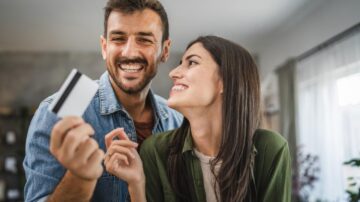 Banco Azteca, a través de su programa “Aprende y Crece”, impulsa la independencia financiera en Honduras