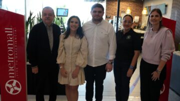 Metromall amplía su oferta gastronómica con la llegada de Café de Tres y Waffl3 Spot