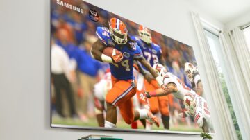 Entra a la gran final del fútbol americano con la IA de tu TV:  escucha la multitud, siente la emoción, vive cada jugada