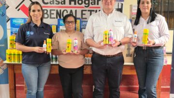 McBride (Caribbean) Limited entrega donativo a  Casa Hogar BENCALETH en Honduras