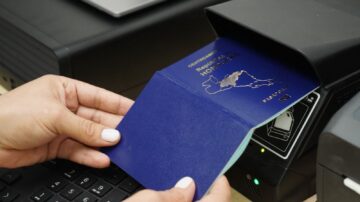 En funcionamiento tres Centros de Emisión de Pasaportes en aeropuertos de Honduras