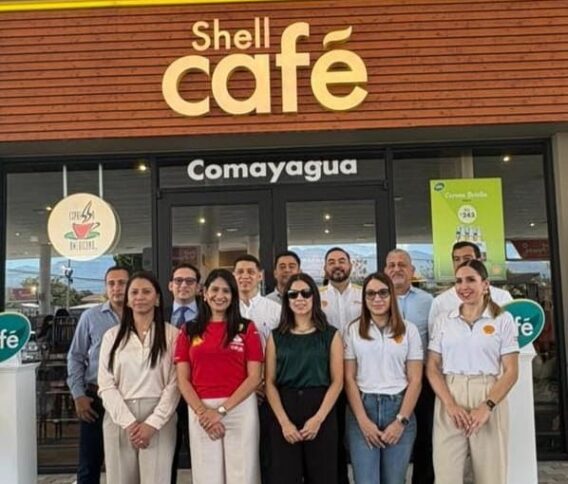 Shell Café celebra la apertura de su segunda tienda en la ciudad de Comayagua