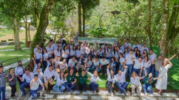 Nestlé continúa impulsando la capacitación de jóvenes caficultores en la región