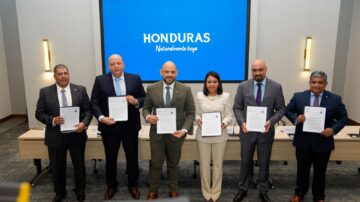 Convenio Interinstitucional: Honduras impulsa la conectividad aérea y el turismo regional