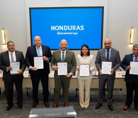 Convenio Interinstitucional: Honduras impulsa la conectividad aérea y el turismo regional
