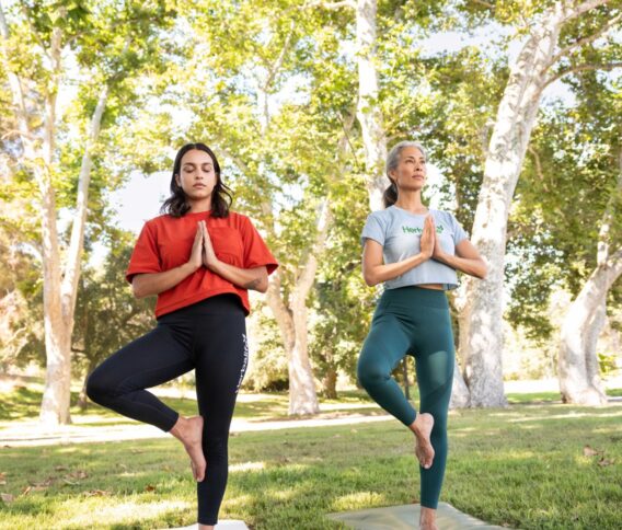 Día Internacional del Yoga: cómo la alimentación puede influir en la energía, la concentración y la recuperación