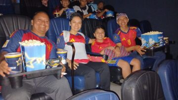 Clientes de Supermercados La Colonia vivieron la pasión del fútbol a lo grande