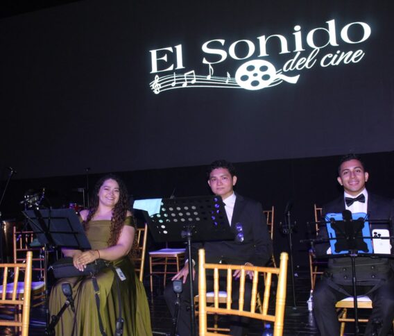 El Sonido del Cine hace historia en El Salvador con dos funciones agotadas y una ovación del público