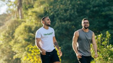 Los atletas de élite también entrenan cuando descansan: 6 hábitos que explican por qué
