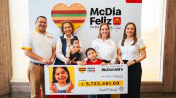 McDonald’s Honduras entrega a Operación Sonrisa Honduras lo recaudado en McDía Feliz 2026
